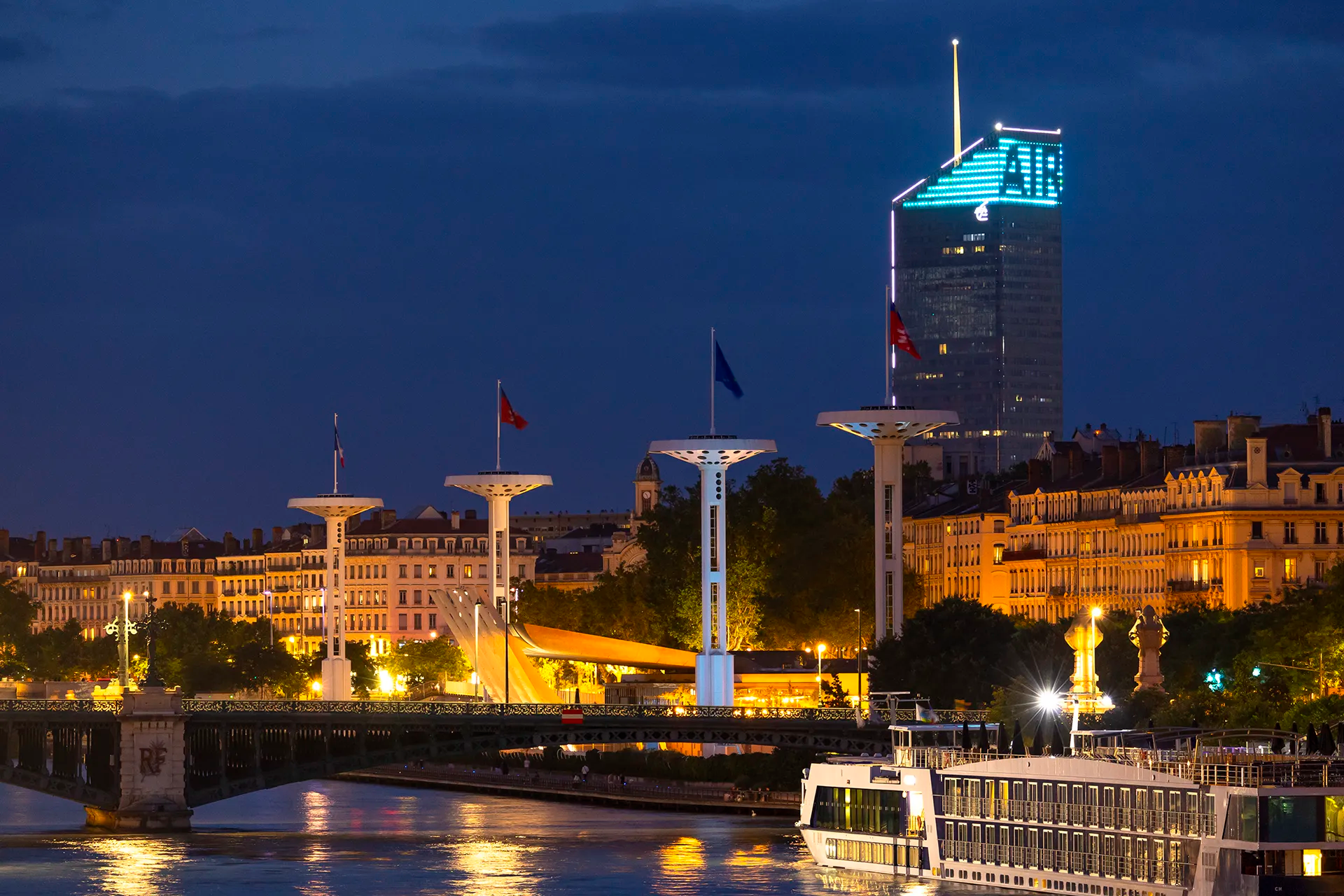 Atmo • Tour Incity